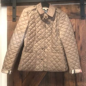 Authentic like new condition Burberry quilted coat